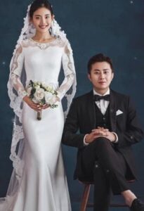 Lọ Lem Tàu Điện Ngầm