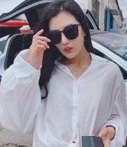A Tráng Và Tiểu Thư Nhà Họ Chu