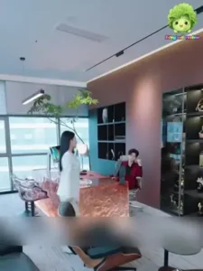 Thanh niên trọng sinh về thời điểm khốn khó dùng kiến thức kiếp trước đổi đời bảo vệ vợ con