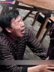 Tên Ngốc Nhìn Trộm Chị Dâu Tắm Bị Cả Làng Coi Thường! Ai Ngờ Lại Là Thần Y Ẩn Danh Chữa Đc Bách Bệnh