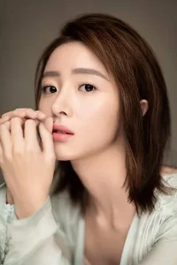 Hồ Băng Khanh