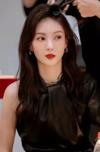 Kim Thần